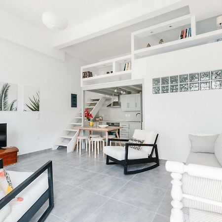 Achinos Guest House, Skopelos エクステリア 写真